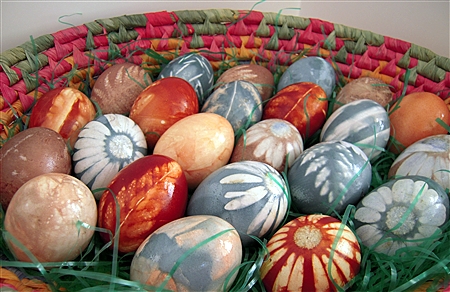 Natural Dye Colored Easter Eggs