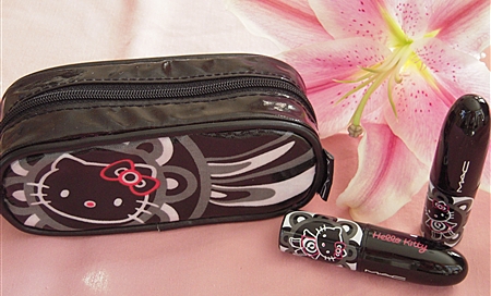 MAC Hello Kitty Cosmetic bag and lipsticks
