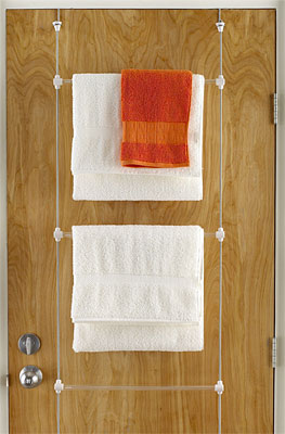 Bungee Overdoor Towel Rack