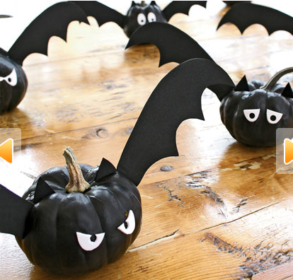 Miniature Winged Pumpkin Bats